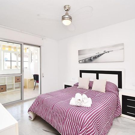 Apartamento De La Croix Apartment ฟูเอนฮิโรลา ภายนอก รูปภาพ