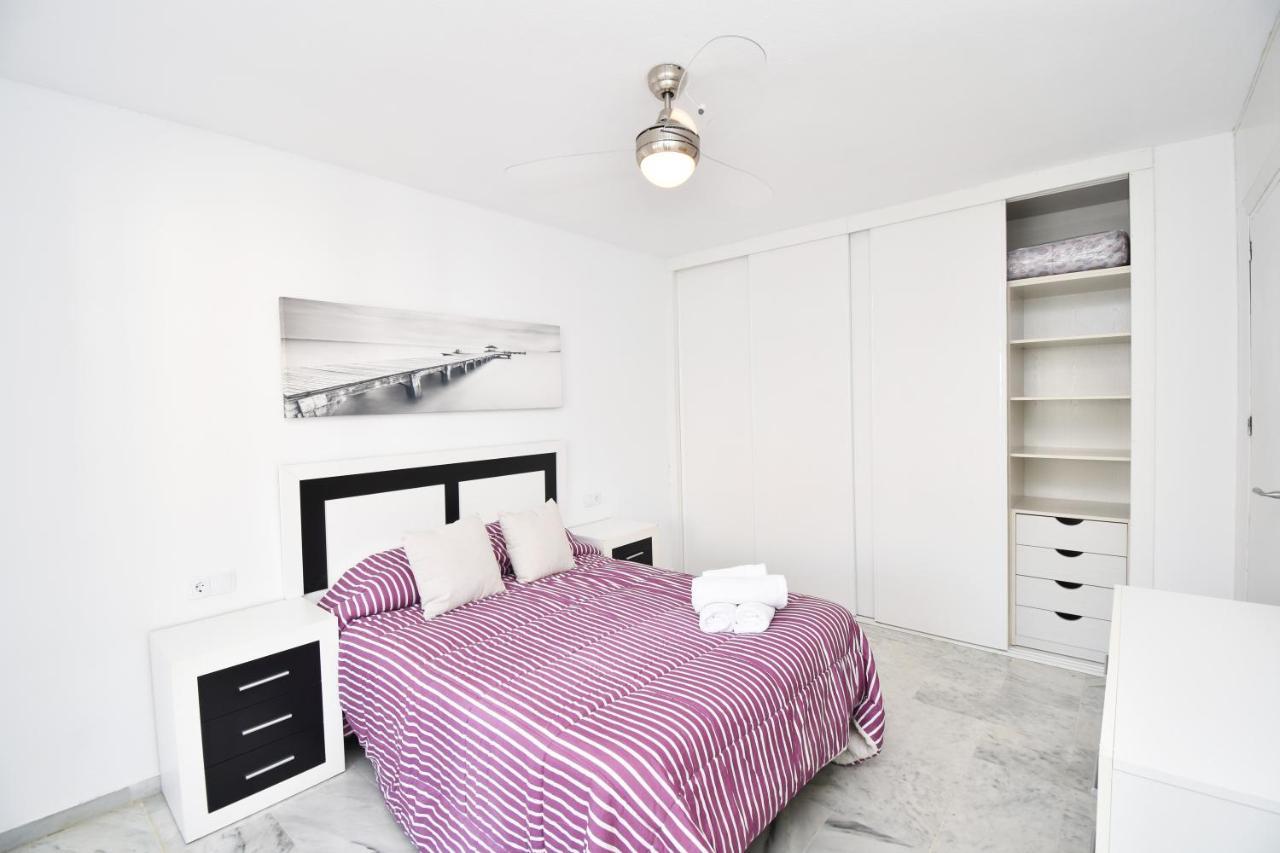 Apartamento De La Croix Apartment ฟูเอนฮิโรลา ภายนอก รูปภาพ